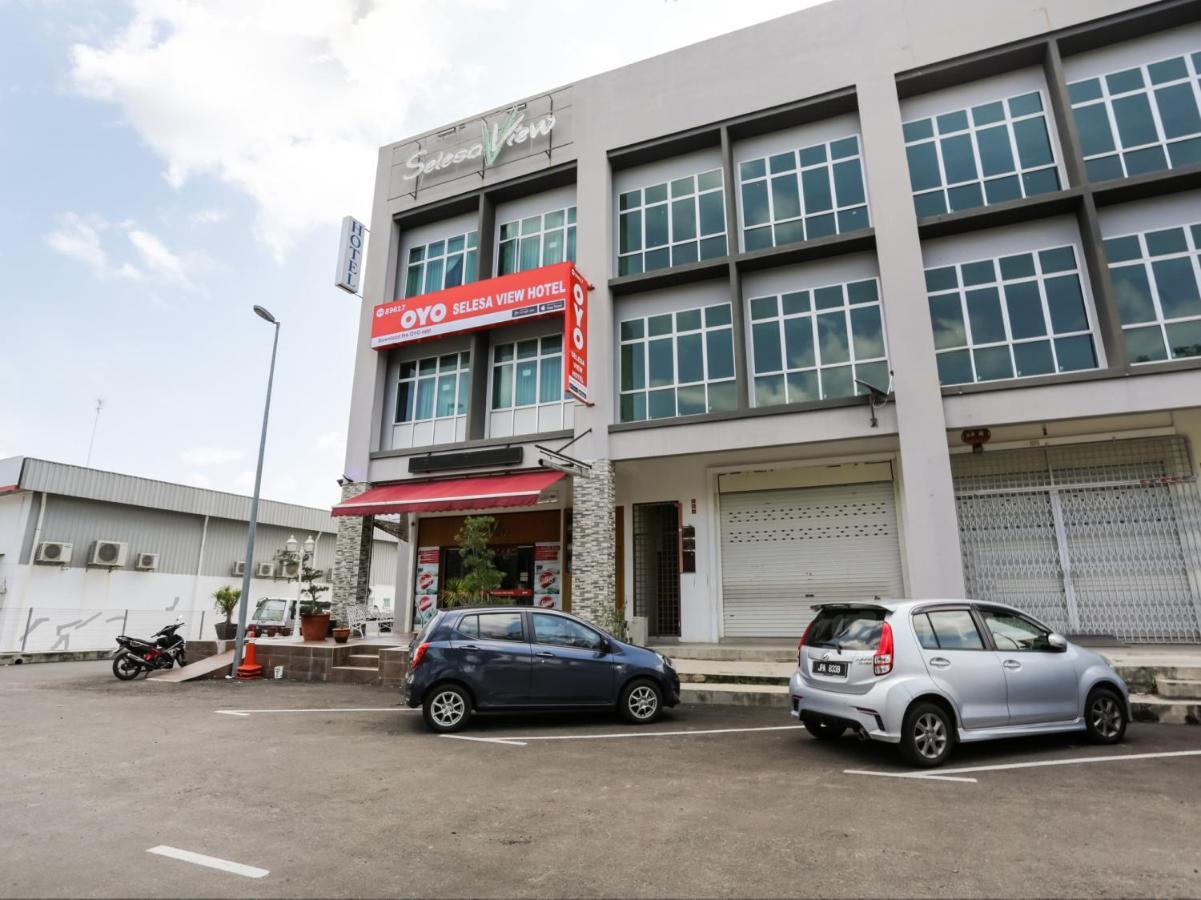 Oyo 89617 Selesa View Hotel Bukit Gambir Exterior photo